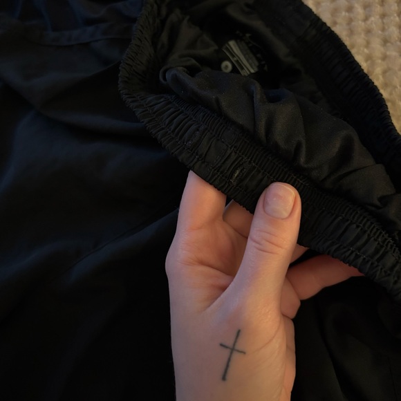 Nike Women’s Tempo Running Shorts—Black | SM - Picture 6 of 7